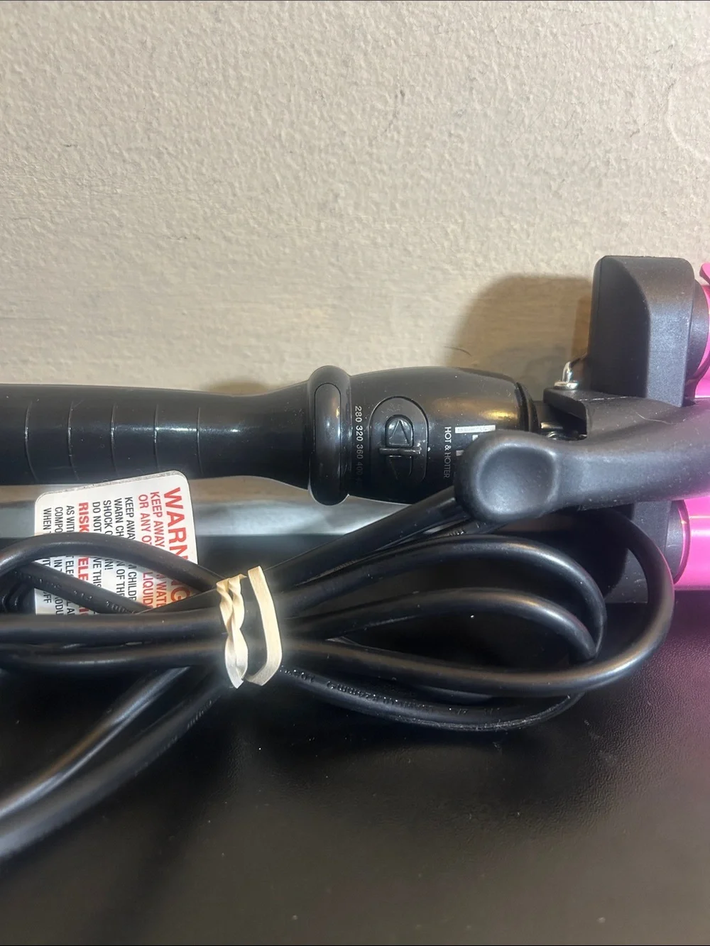 Hot & Hotter 3 Barrel Waver Curling Iron 1 Inch, 1 Count, Black & Pink